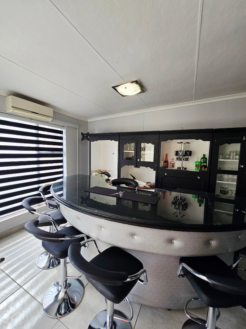 3 Bedroom Property for Sale in Flamwood North West